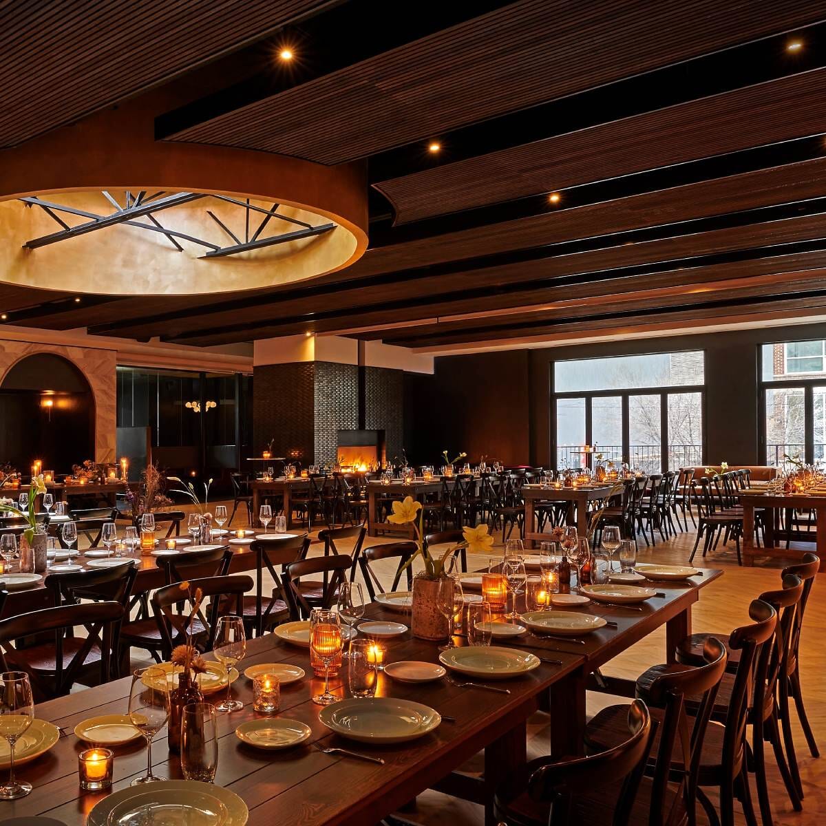 Black Aluminum Vintage X-Back Stackable Outdoor Restaurant Chair