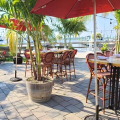 Synthetic Wicker & Bamboo Outdoor Bar Stool with Rounded Back in Mahogany/Burgundy