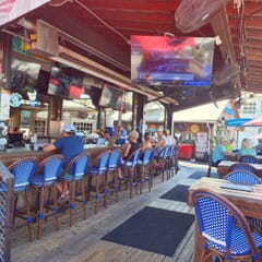 Curved-Back Synthetic Wicker & Bamboo Commercial Outdoor Bar Stool - Blue/White