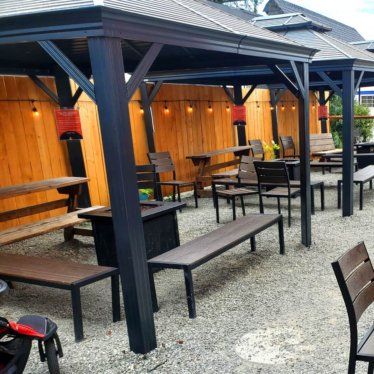 Brushed Brown Synthetic Aluminum Restaurant Bench