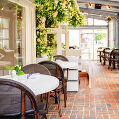 Stackable Synthetic Bamboo & Textilene Mesh Restaurant Outdoor Chair