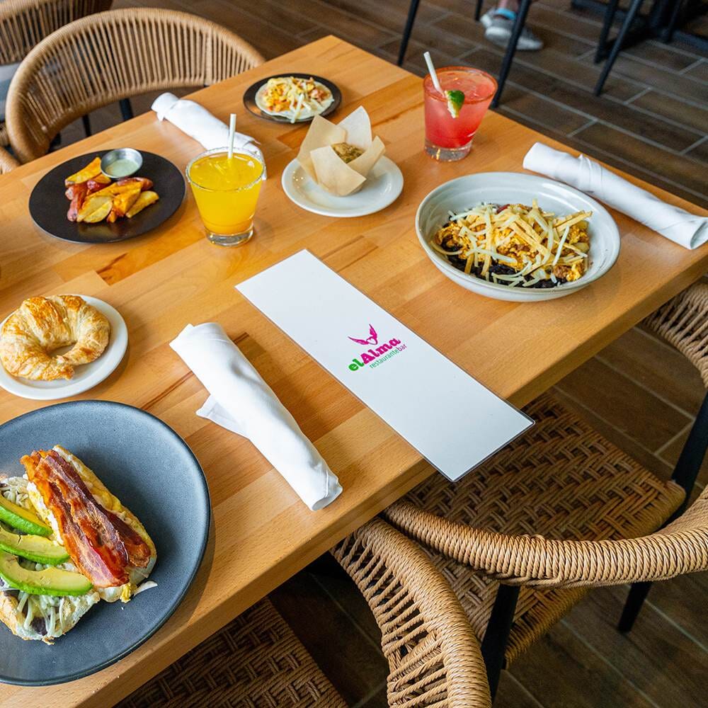 Sabbia Stackable Rope Restaurant Chair with Tan Seat and Back