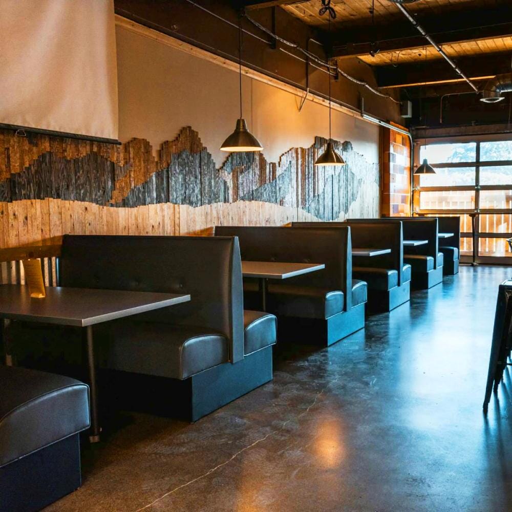 Three Button Style Tufted Restaurant Booth