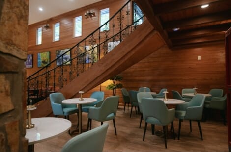 Mountain Lodge Restaurant Furniture Case Study